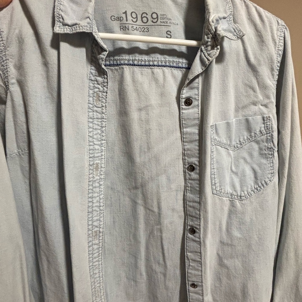 GAP Soft Light Blue Casual Shirt